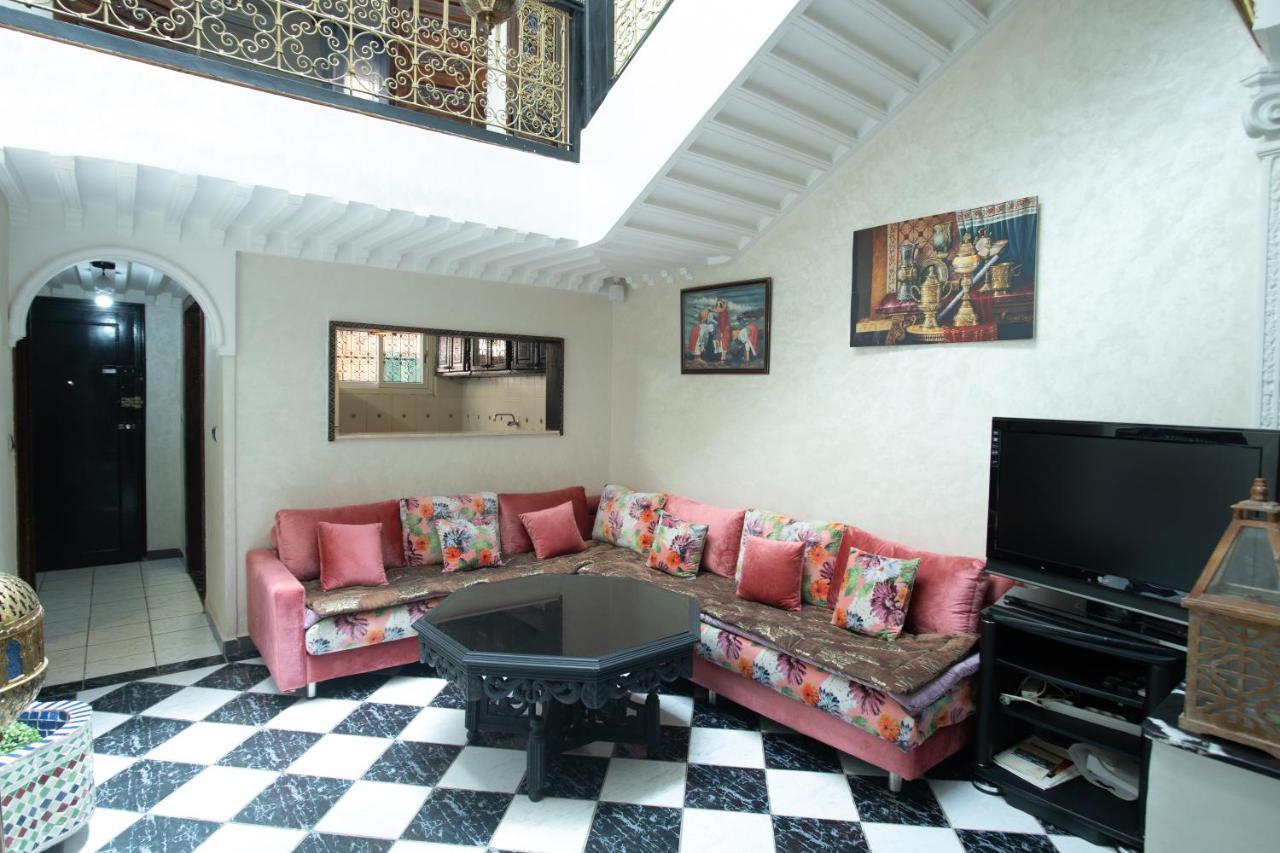 Charming Moroccan Riad 3 Bedroom With Pool And Terrace Marrakesh Exterior photo
