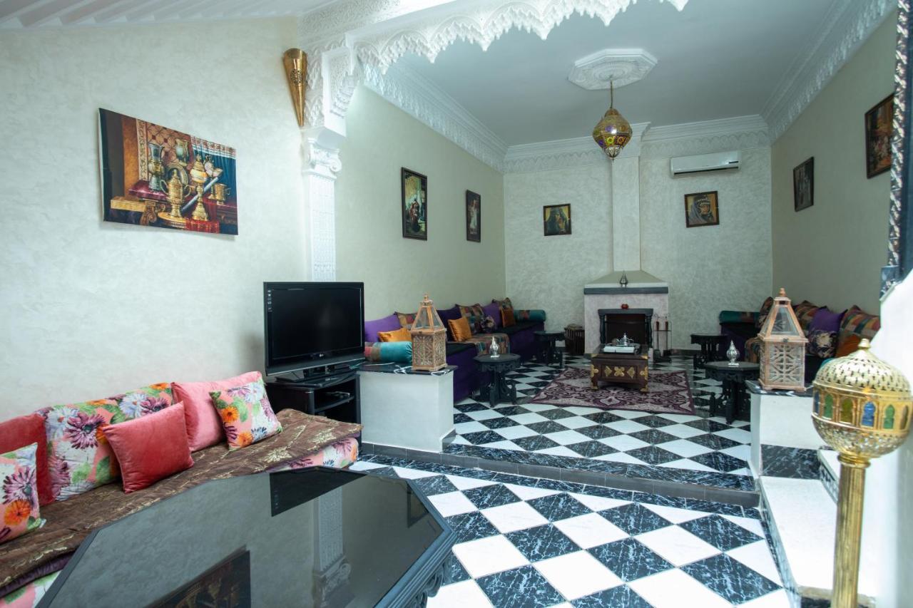 Charming Moroccan Riad 3 Bedroom With Pool And Terrace Marrakesh Exterior photo